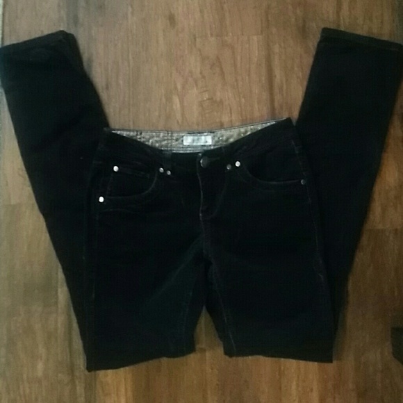 So wear it declare it - Picture 2 of 5